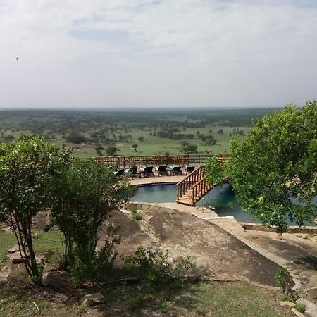 Lobo Wildlife Lodge Serengeti Esterno foto